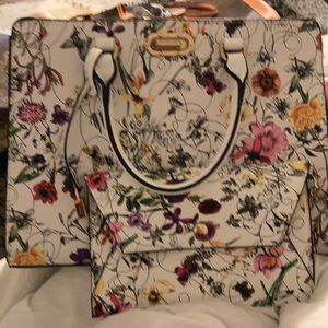 Dasein Tote and Clutch Set